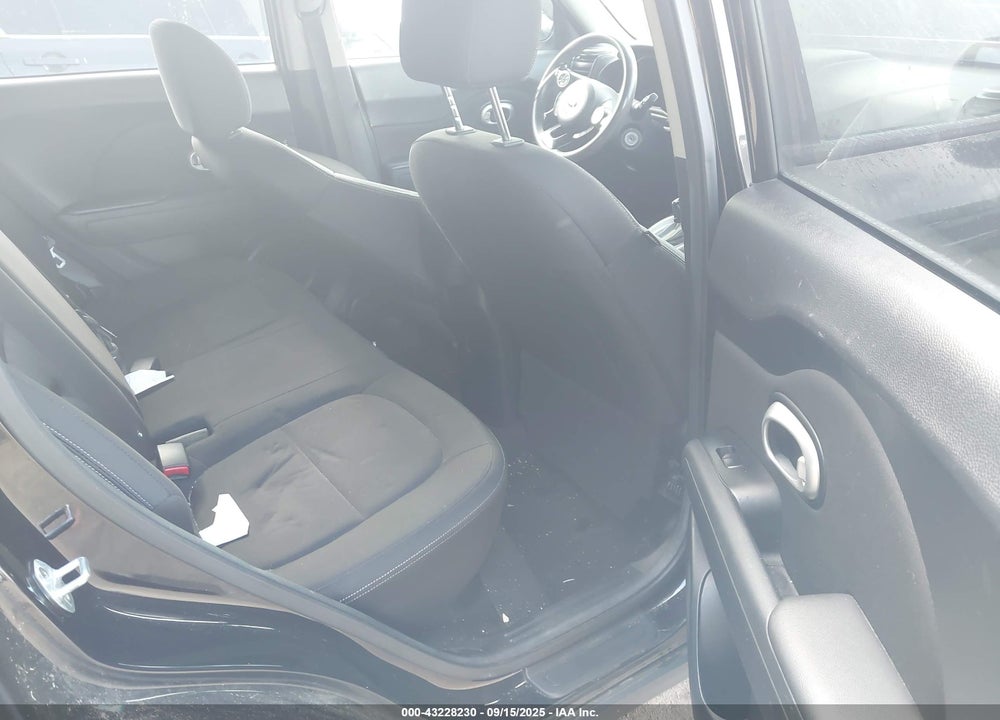 2016 KIA SOUL VIN: KNDJN2A20G7284118
