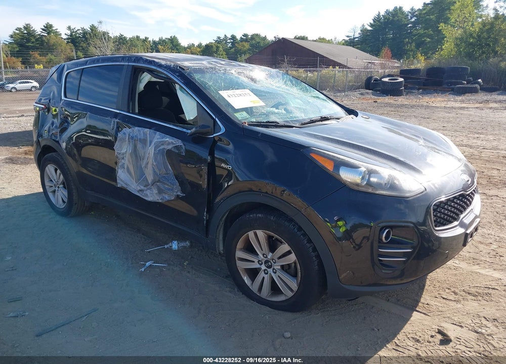 2018 KIA SPORTAGE LX VIN: KNDPMCAC6J7371976