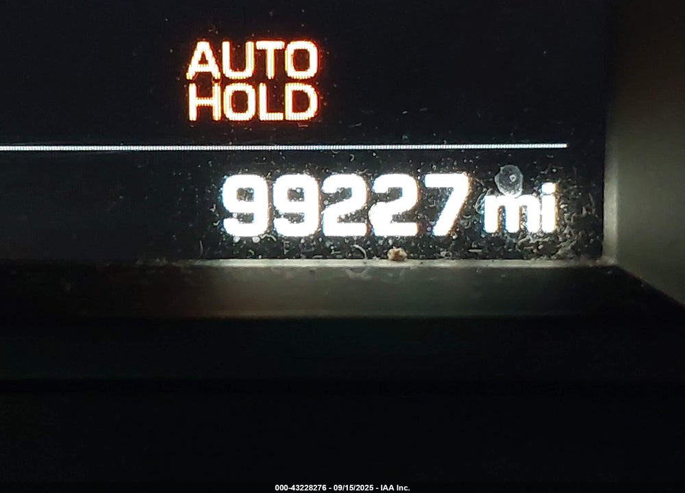 2017 HYUNDAI SANTA FE VIN: 5XYZW4LA2HG475950