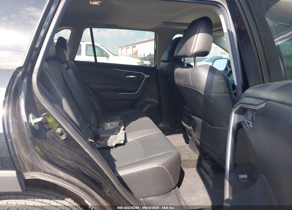 2020 TOYOTA RAV4 VIN: 2T3A1RFVXLC130233