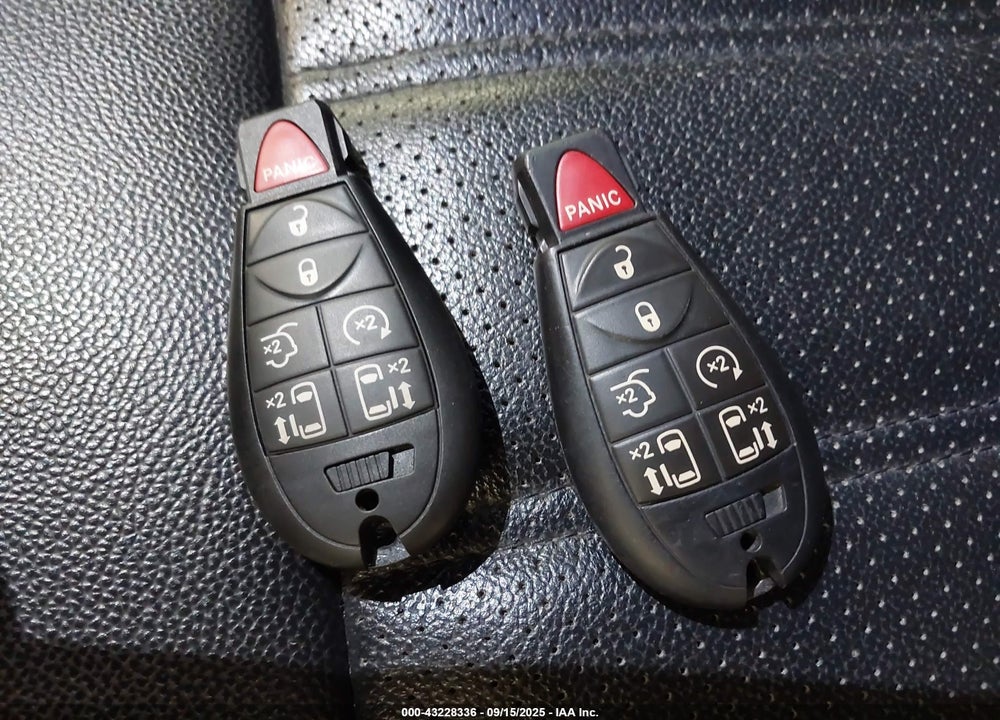 2014 DODGE GRAND CARAVAN R/T VIN: 2C4RDGEG1ER357341