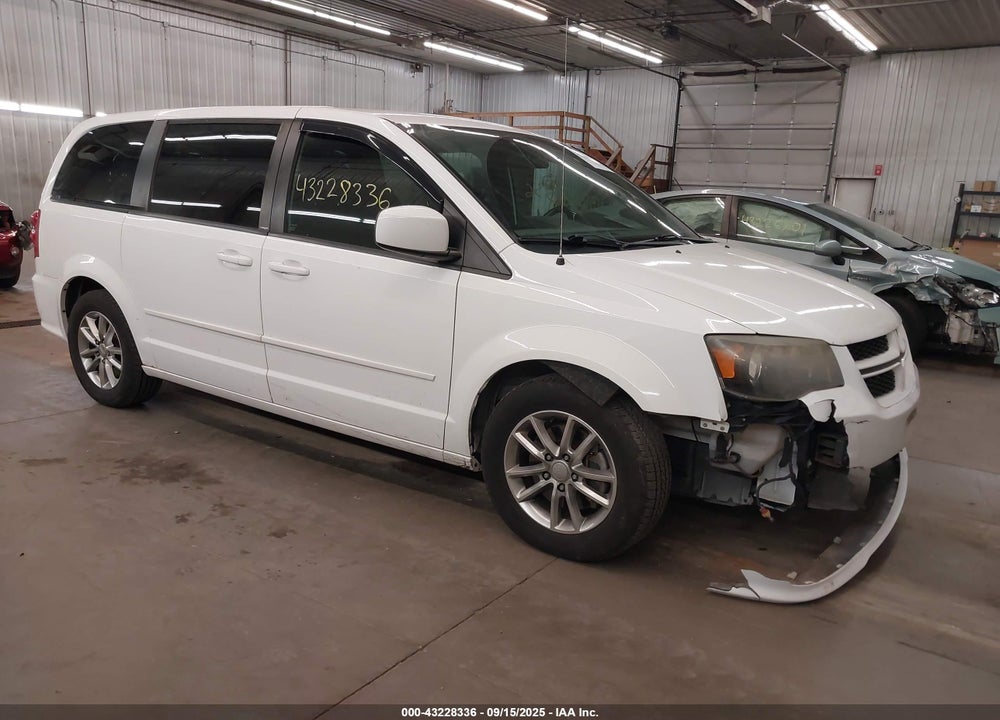 2014 DODGE GRAND CARAVAN R/T VIN: 2C4RDGEG1ER357341