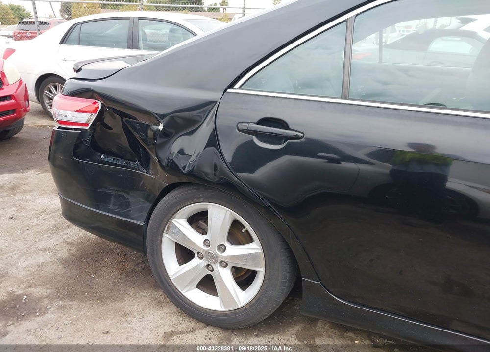 2011 TOYOTA CAMRY VIN: 4T1BF3EK8BU696603