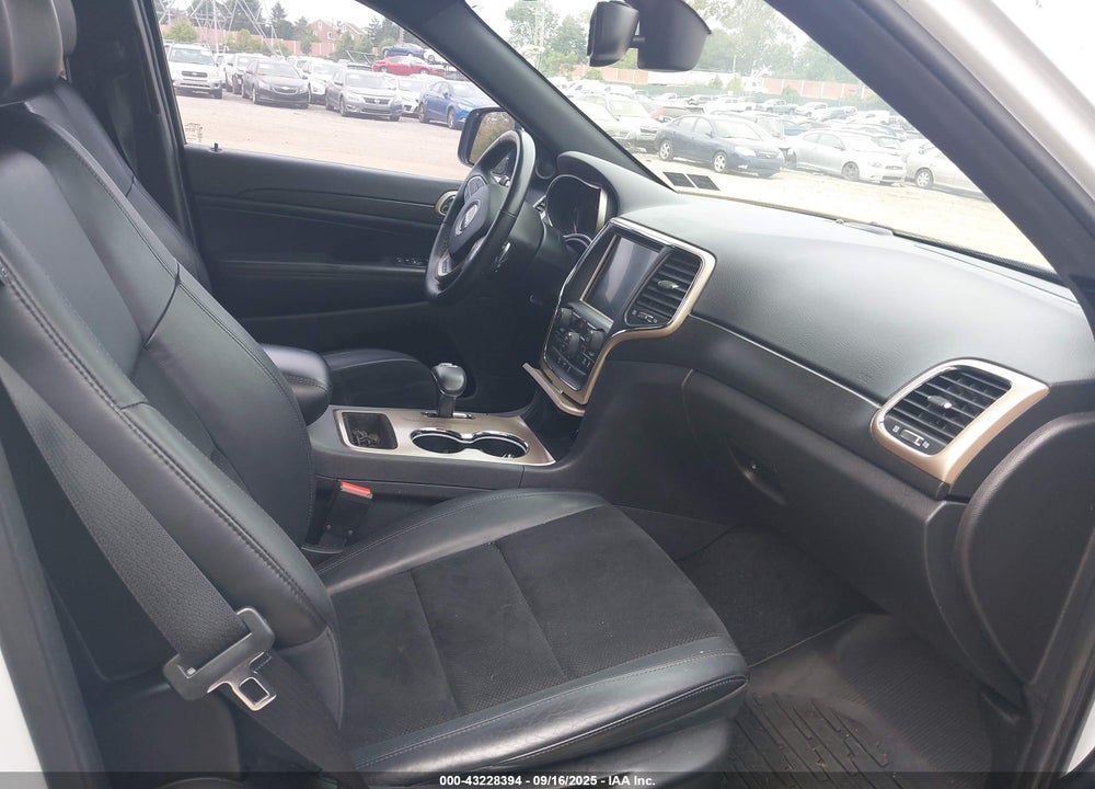 2015 JEEP GRAND CHEROKEE VIN: 1C4RJFAG4FC821872