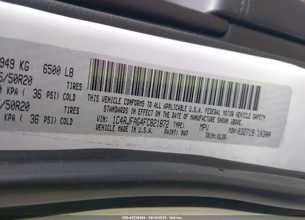 2015 JEEP GRAND CHEROKEE VIN: 1C4RJFAG4FC821872