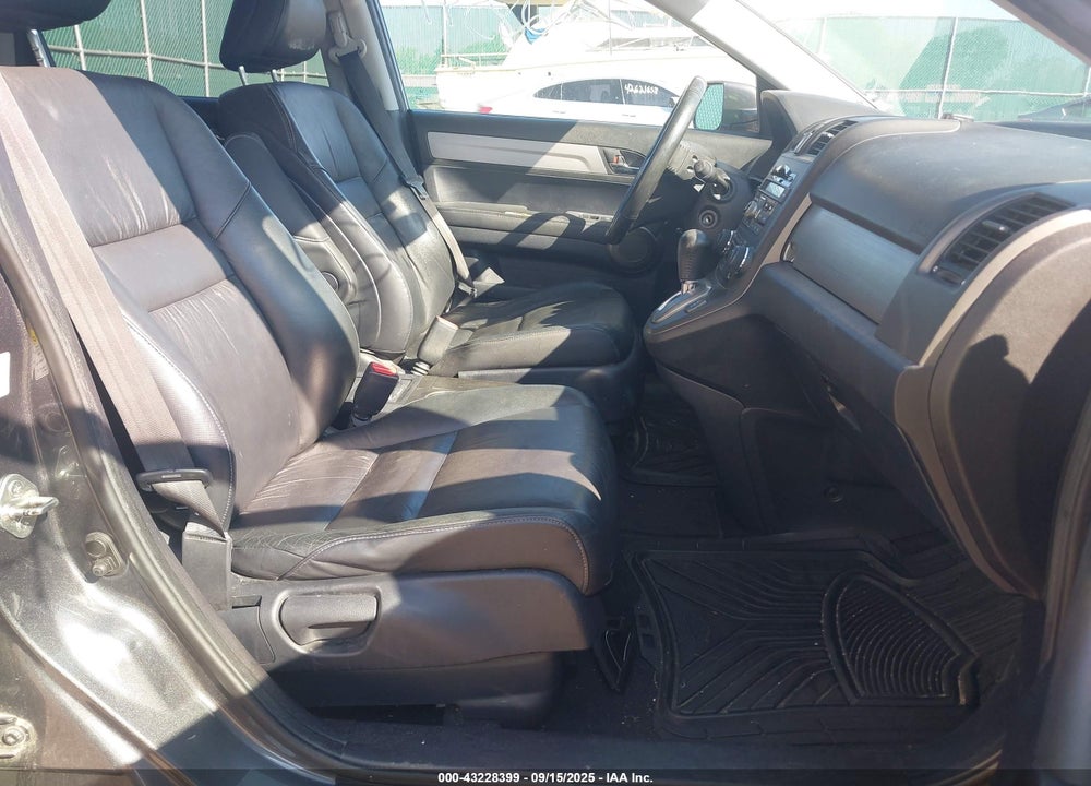 2011 HONDA CR-V VIN: 5J6RE4H70BL112567