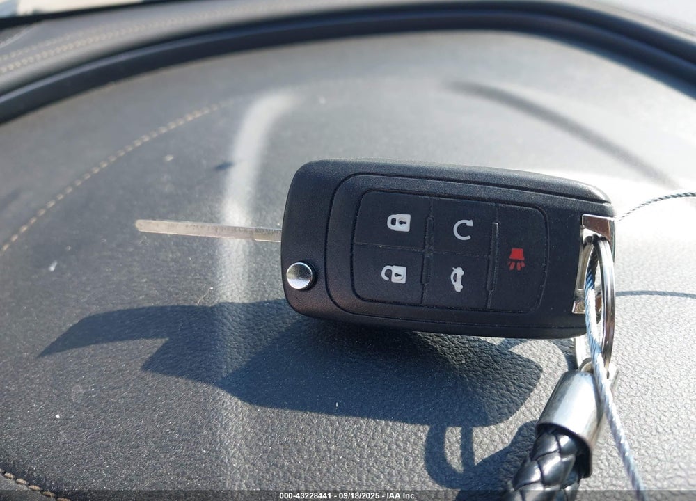 2017 CHEVROLET IMPALA 1LT VIN: 1G1105SA5HU164297