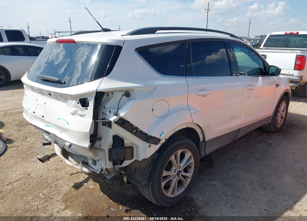 2017 FORD ESCAPE VIN: 1FMCU0GD8HUA15162
