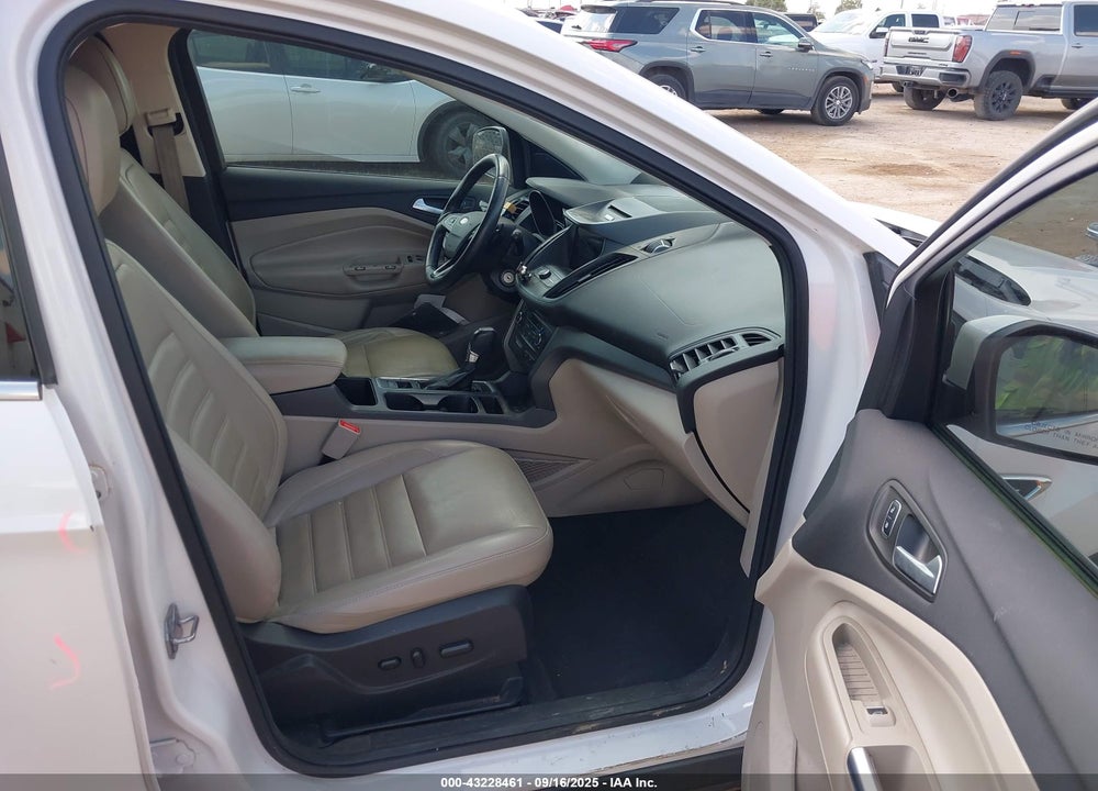 2017 FORD ESCAPE VIN: 1FMCU0GD8HUA15162