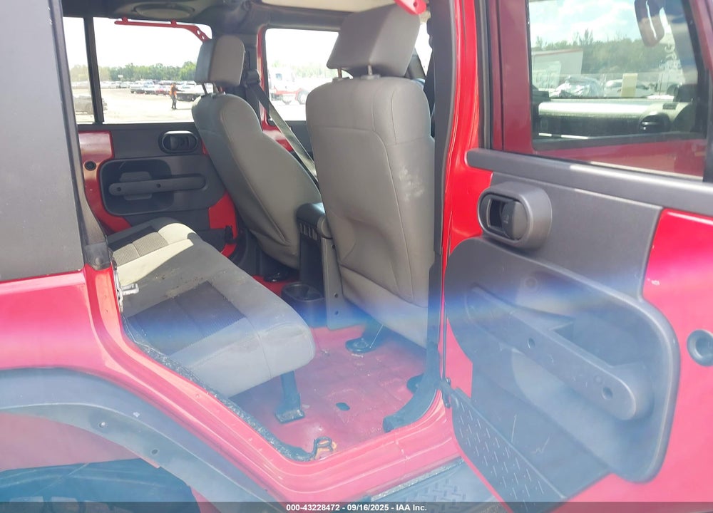 2008 JEEP WRANGLER UNLIMITED X VIN: 1J4GA39118L564138