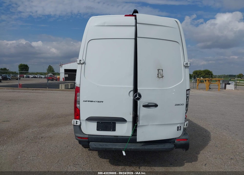 2020 MERCEDES-BENZ SPRINTER 2500 STANDARD ROOF V6 VIN: W1W4EBHYXLT033703