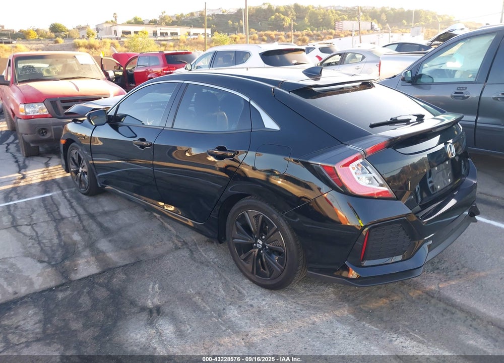 2019 HONDA CIVIC VIN: SHHFK7H84KU415381