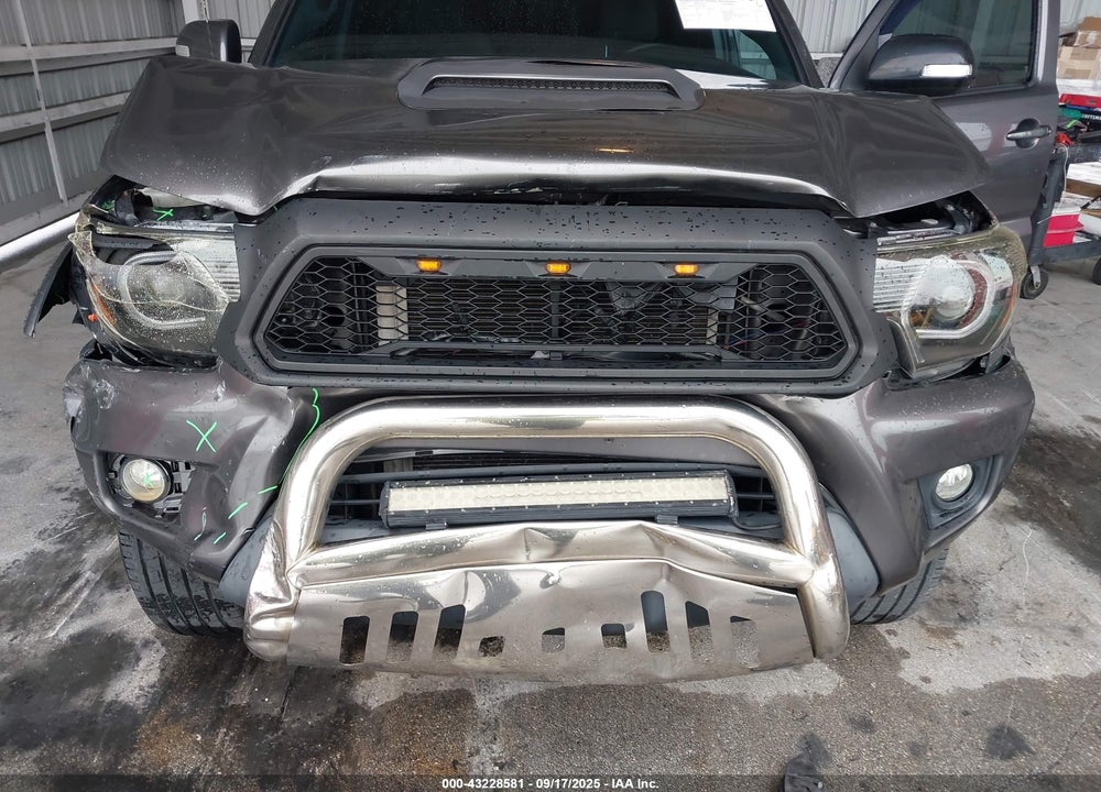 2015 TOYOTA TACOMA BASE V6 VIN: 5TFLU4EN9FX133854