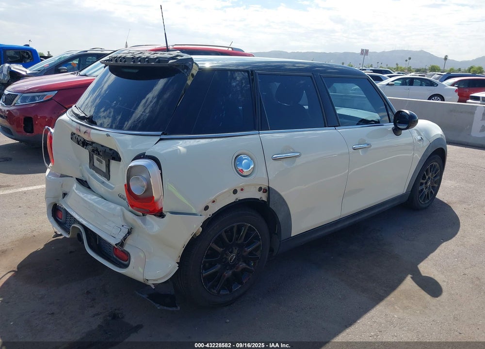 2015 MINI HARDTOP VIN: WMWXU3C51F2B58291