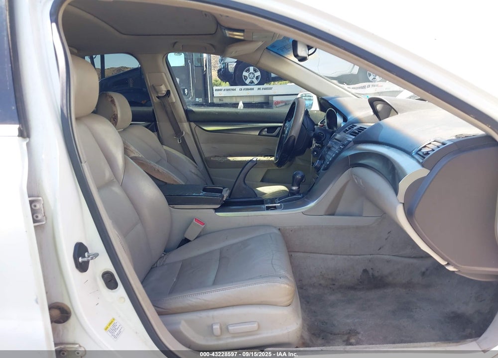 2010 ACURA TL VIN: 19UUA8F21AA021524