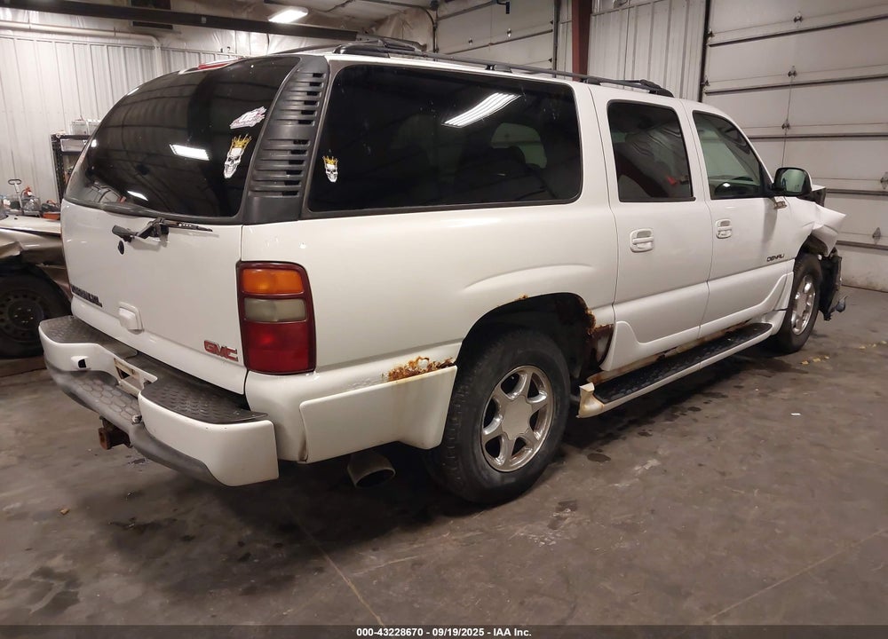 2002 GMC YUKON XL 1500 DENALI VIN: 1GKFK66U92J187029