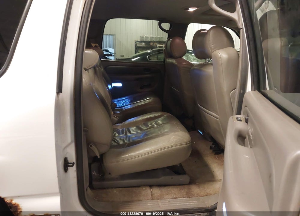 2002 GMC YUKON XL 1500 DENALI VIN: 1GKFK66U92J187029