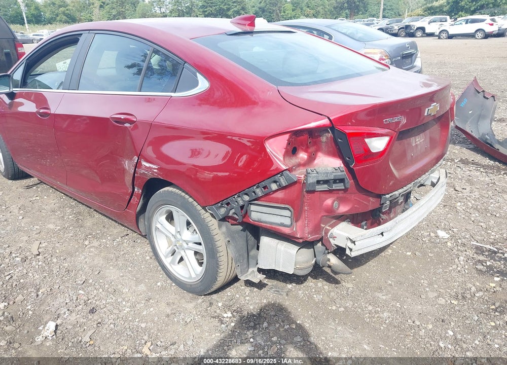 2018 CHEVROLET CRUZE VIN: 1G1BE5SM6J7127599