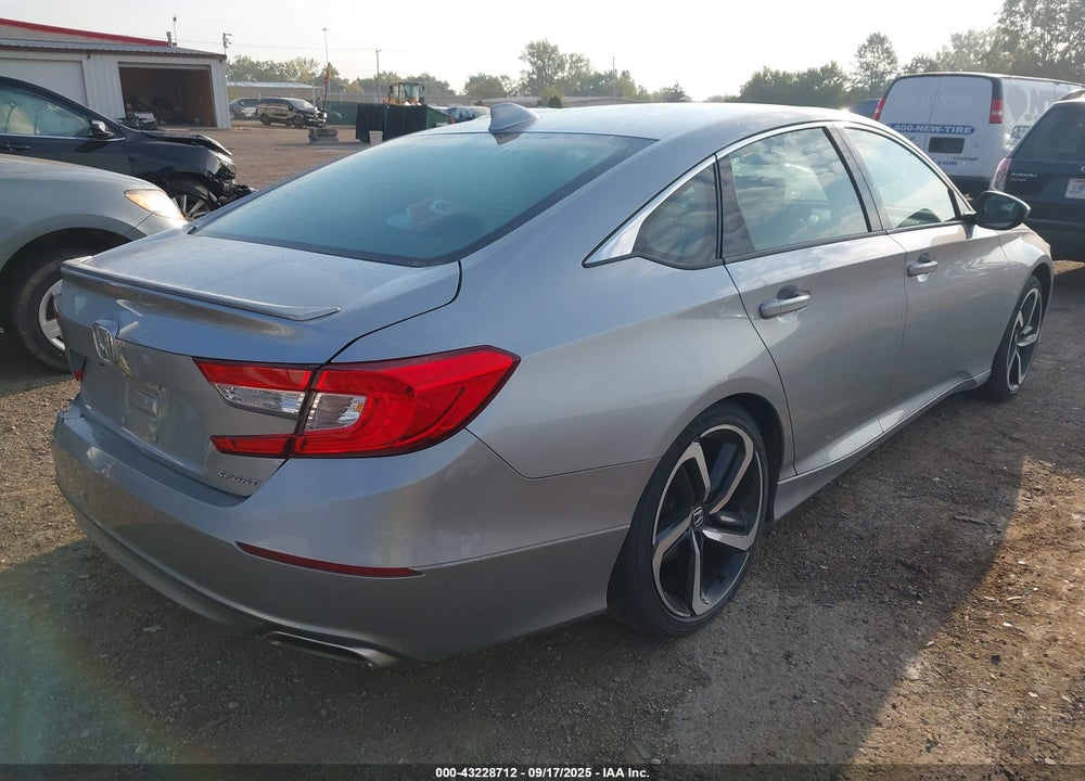 2018 HONDA ACCORD VIN: 1HGCV1F36JA139875