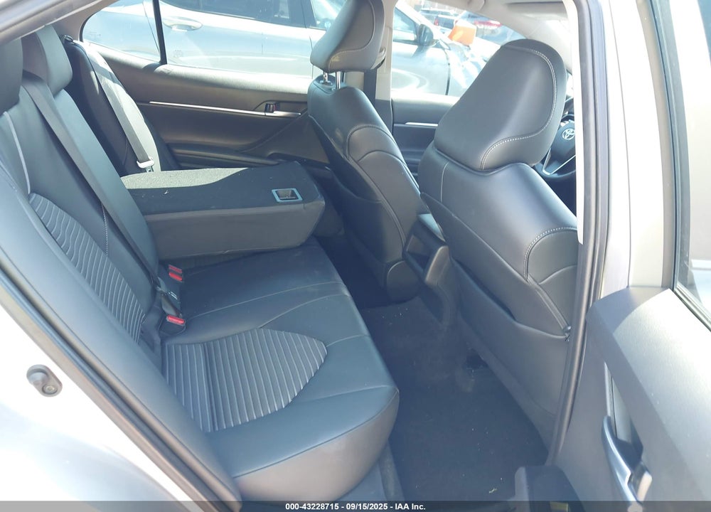 2020 TOYOTA CAMRY SE VIN: 4T1M11AK9LU504074