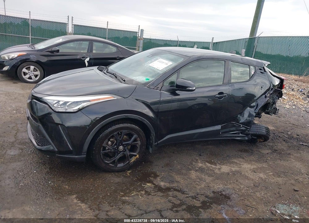2021 TOYOTA C-HR VIN: JTNKHMBX4M1120883