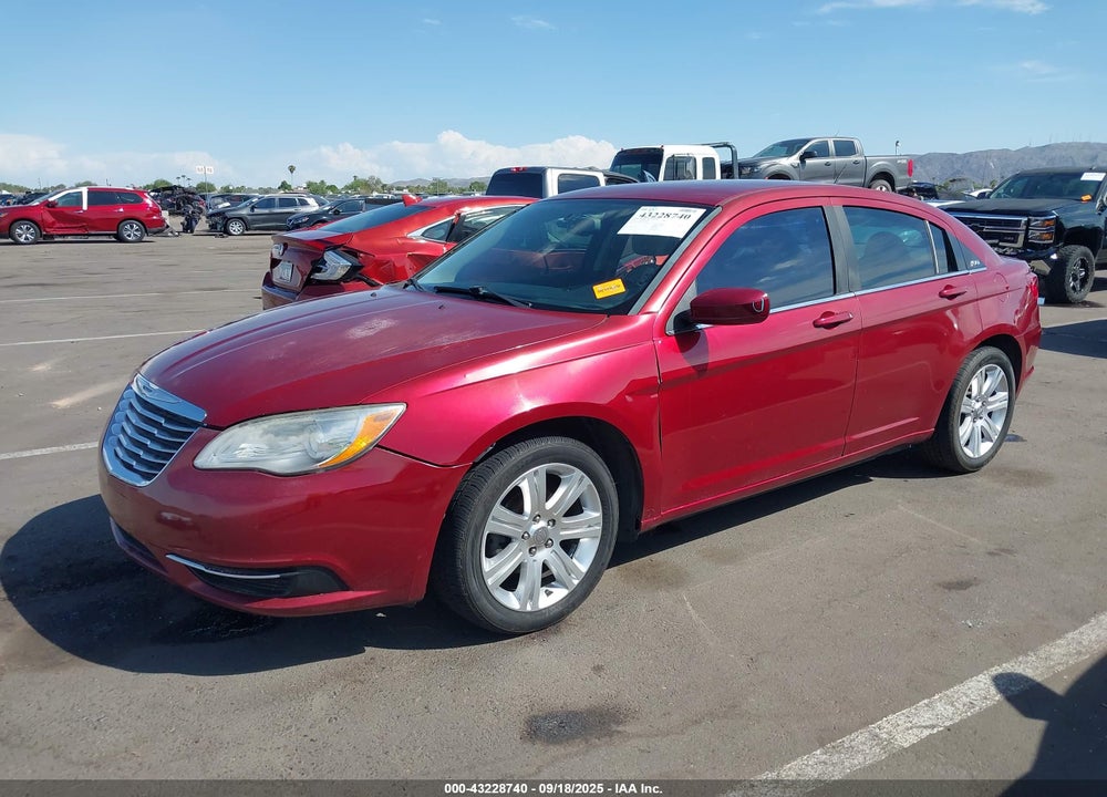2013 CHRYSLER 200 VIN: 1C3CCBBB2DN505470