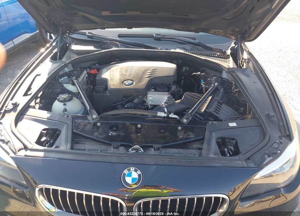2016 BMW 5 SERIES VIN: WBA5A7C58GG642113