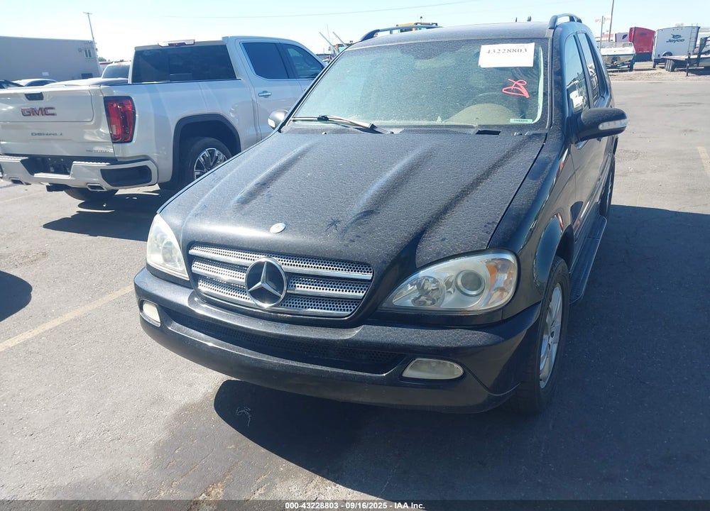 2005 MERCEDES-BENZ ML 500 4MATIC VIN: 4JGAB75E95A538267