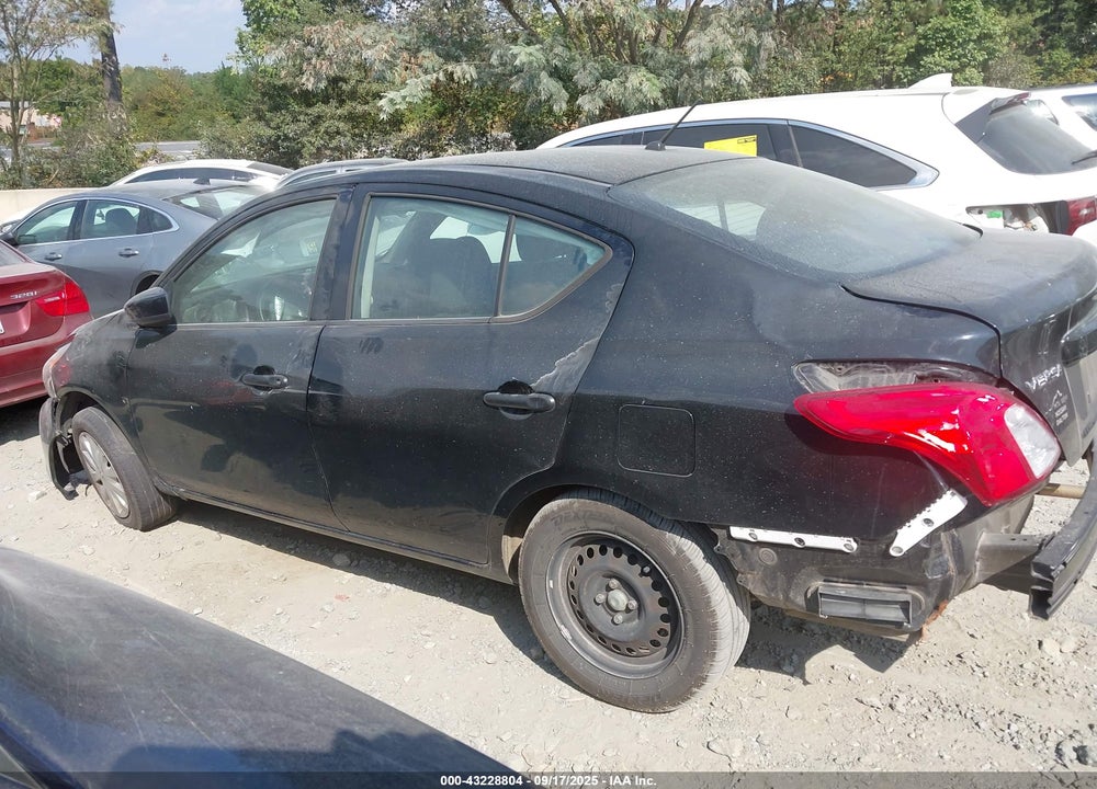 2018 NISSAN VERSA 1.6 S+ VIN: 3N1CN7AP8JL838612