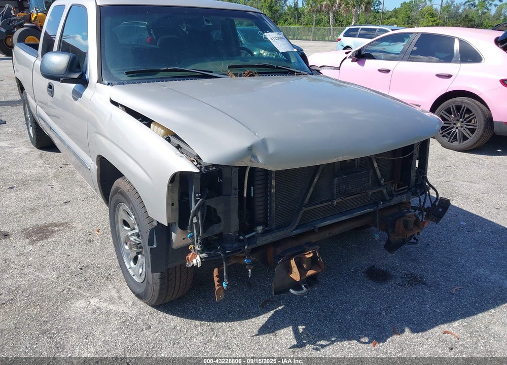 2005 GMC SIERRA 1500 SLE VIN: 2GTEC19T551279747
