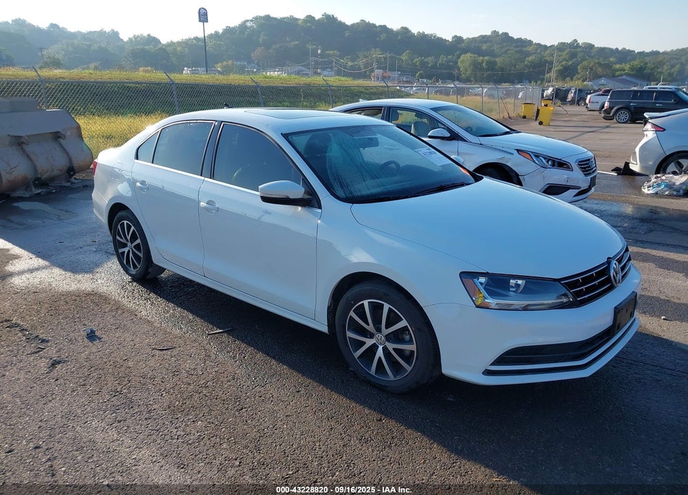 2018 VOLKSWAGEN JETTA 1.4T SE/1.4T WOLFSBURG EDITION VIN: 3VWDB7AJ8JM261707