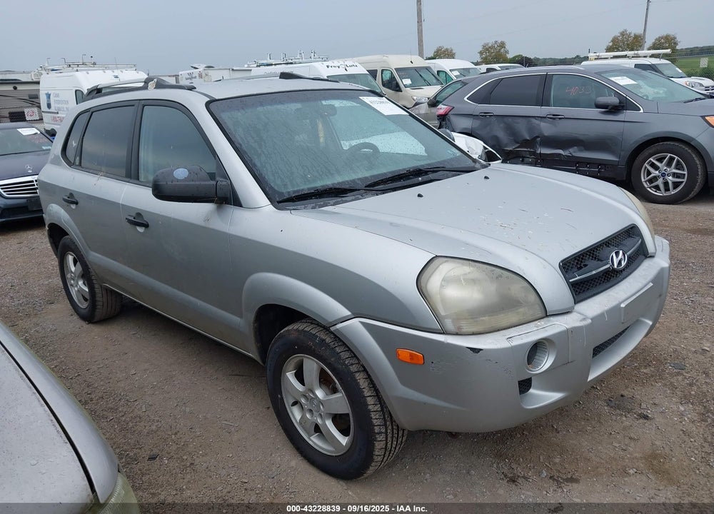 2007 HYUNDAI TUCSON GLS VIN: KM8JM72B67U530262