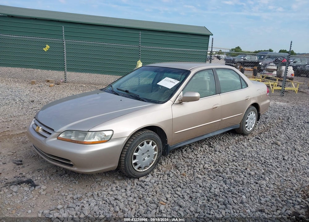 2001 HONDA ACCORD 2.3 LX VIN: 1HGCG66511A105271