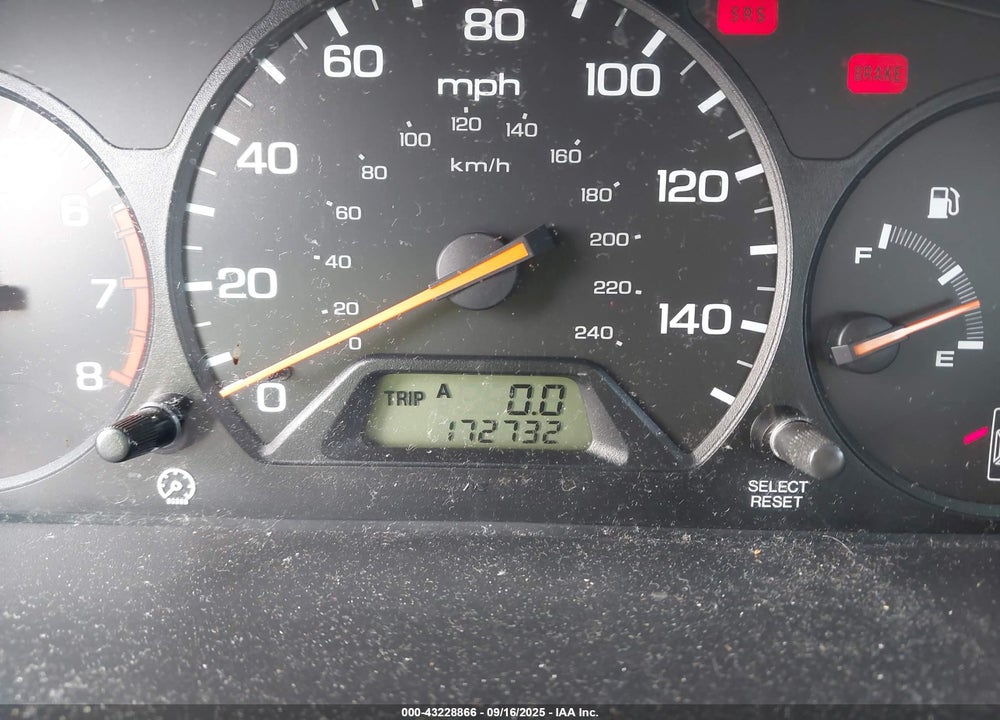 2001 HONDA ACCORD 2.3 LX VIN: 1HGCG66511A105271