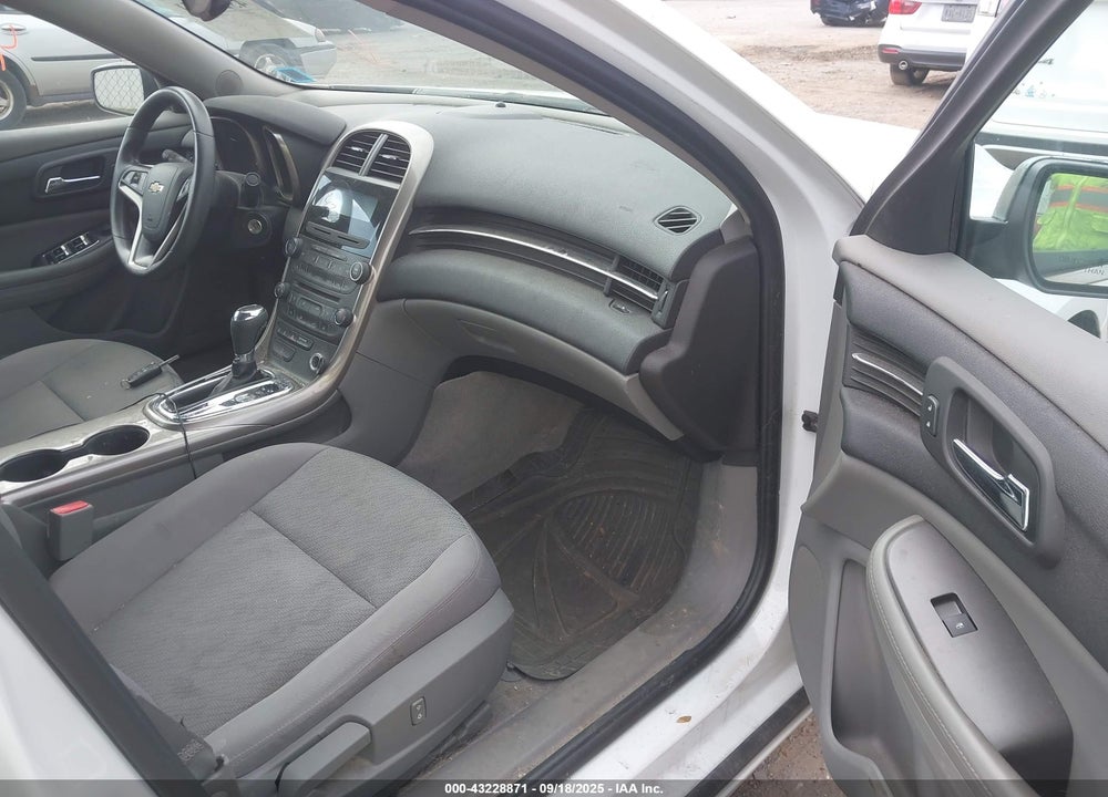 2013 CHEVROLET MALIBU VIN: 1G11B5SA7DF131097