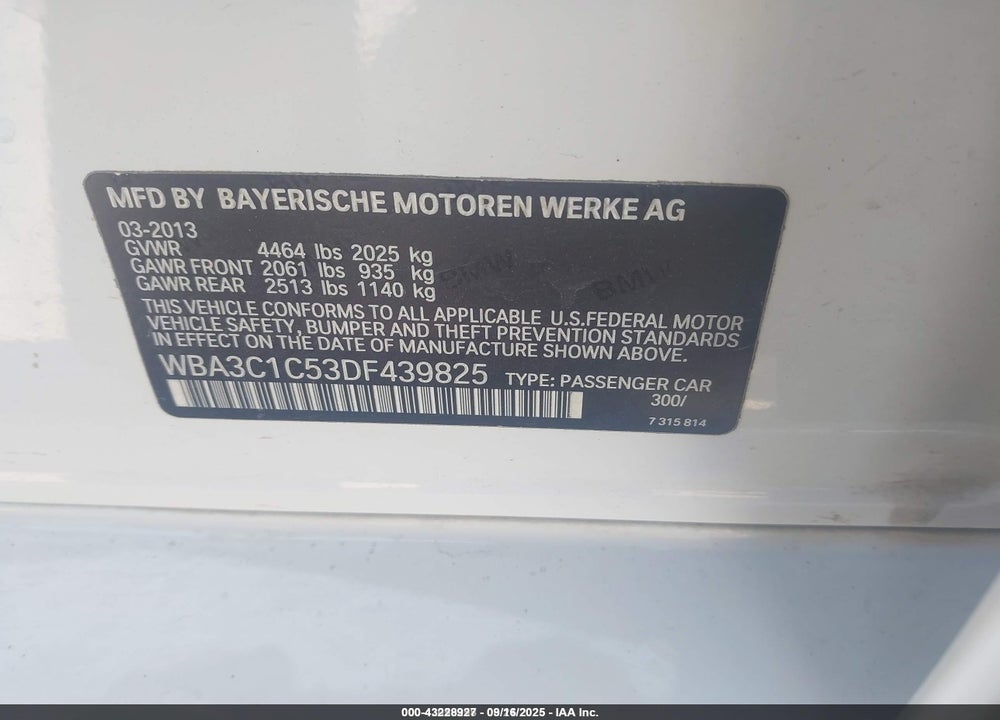 2013 BMW 3 SERIES VIN: WBA3C1C53DF439825