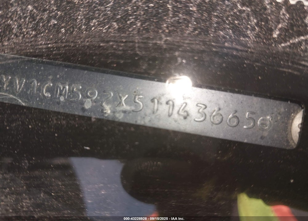 2005 VOLVO XC90 VIN: YV1CM592X51143665