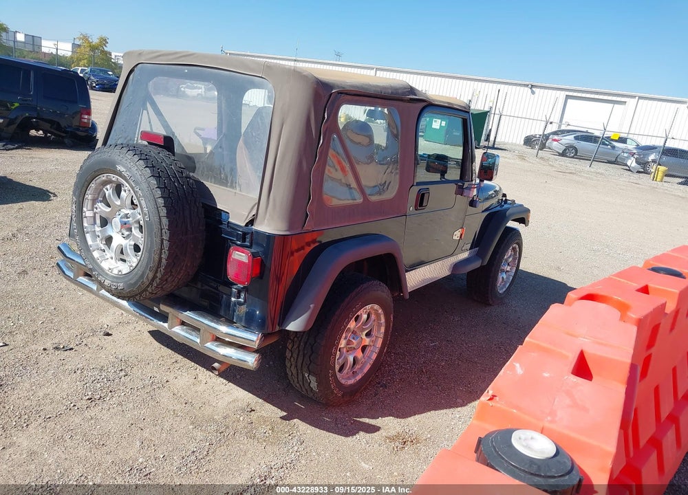 2000 JEEP WRANGLER SE VIN: 1J4FA29P4YP773084