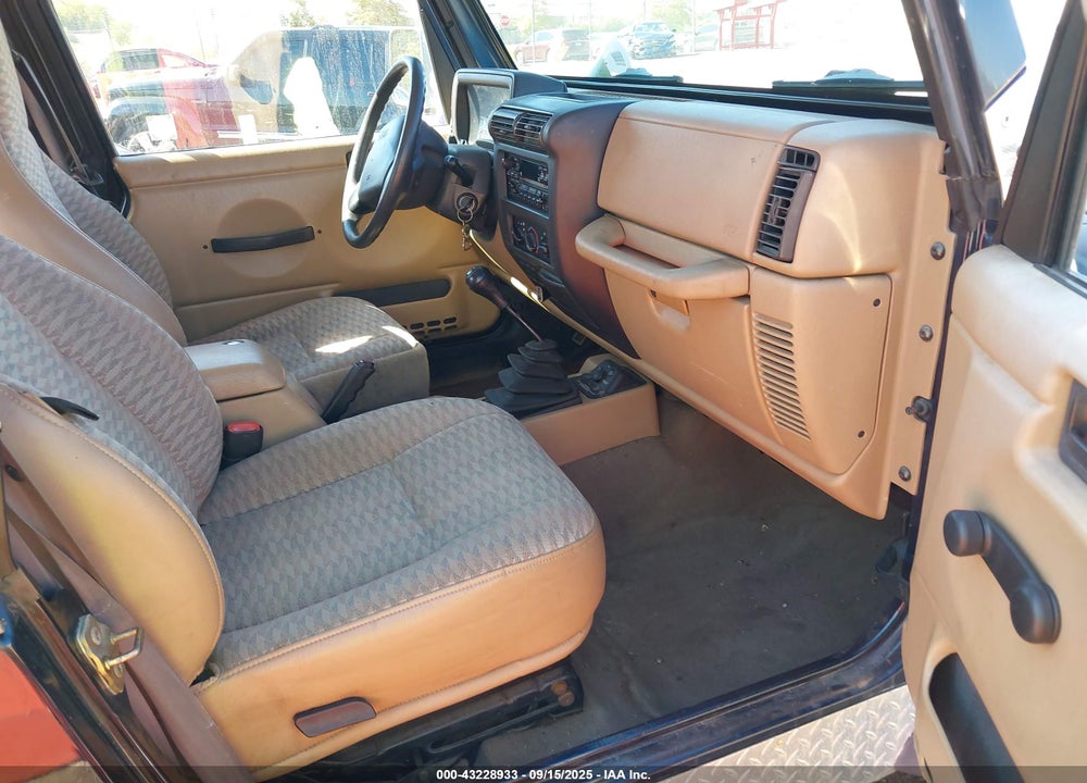 2000 JEEP WRANGLER SE VIN: 1J4FA29P4YP773084