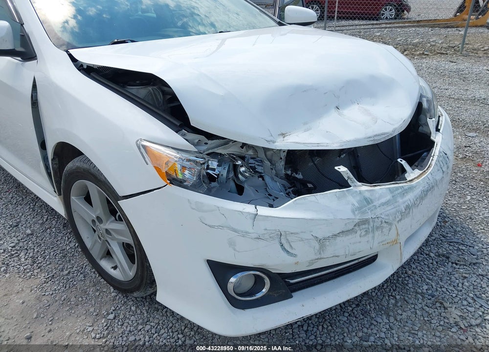 2012 TOYOTA CAMRY SE VIN: 4T1BF1FK0CU556193
