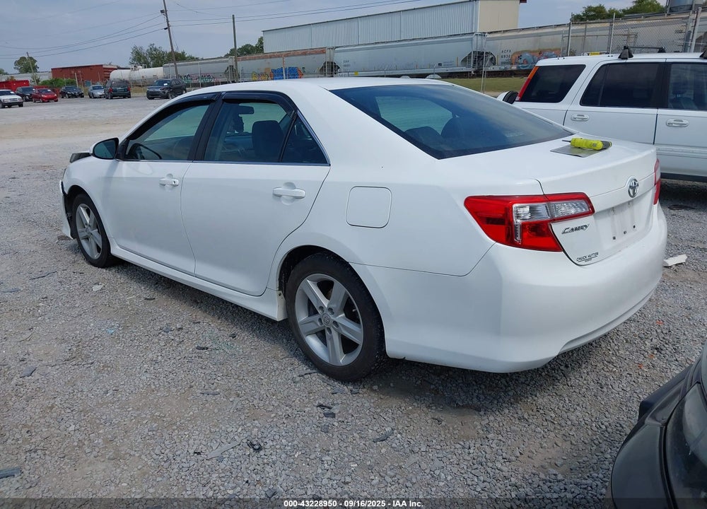 2012 TOYOTA CAMRY SE VIN: 4T1BF1FK0CU556193
