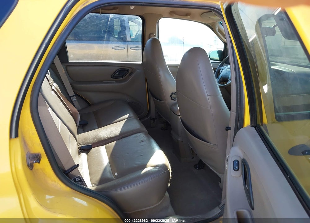 2001 FORD ESCAPE VIN: 1FMYU041X1KF54626