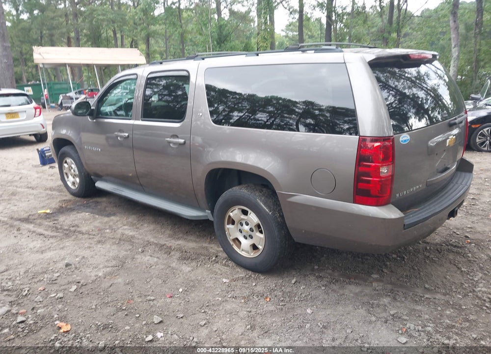 2013 CHEVROLET SUBURBAN 1500 LT VIN: 1GNSKJE78DR155581