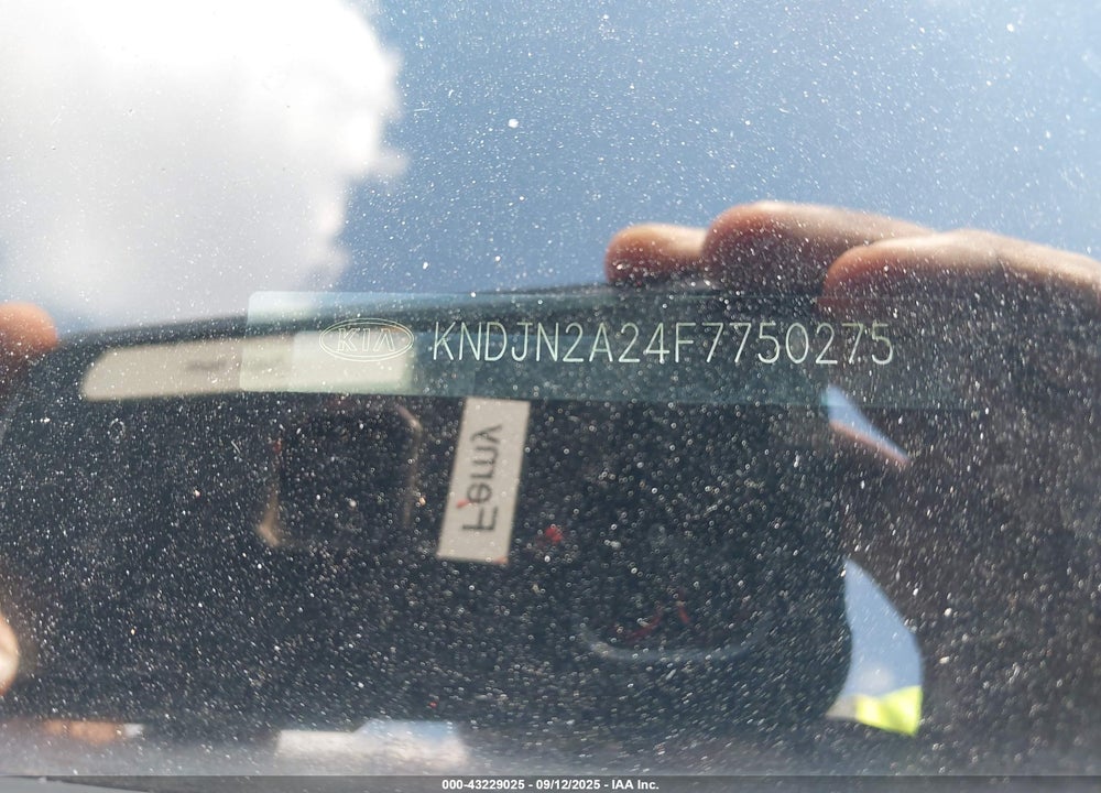 2015 KIA SOUL VIN: KNDJN2A24F7750275