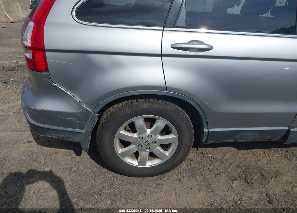 2007 HONDA CR-V VIN: JHLRE48717C007987
