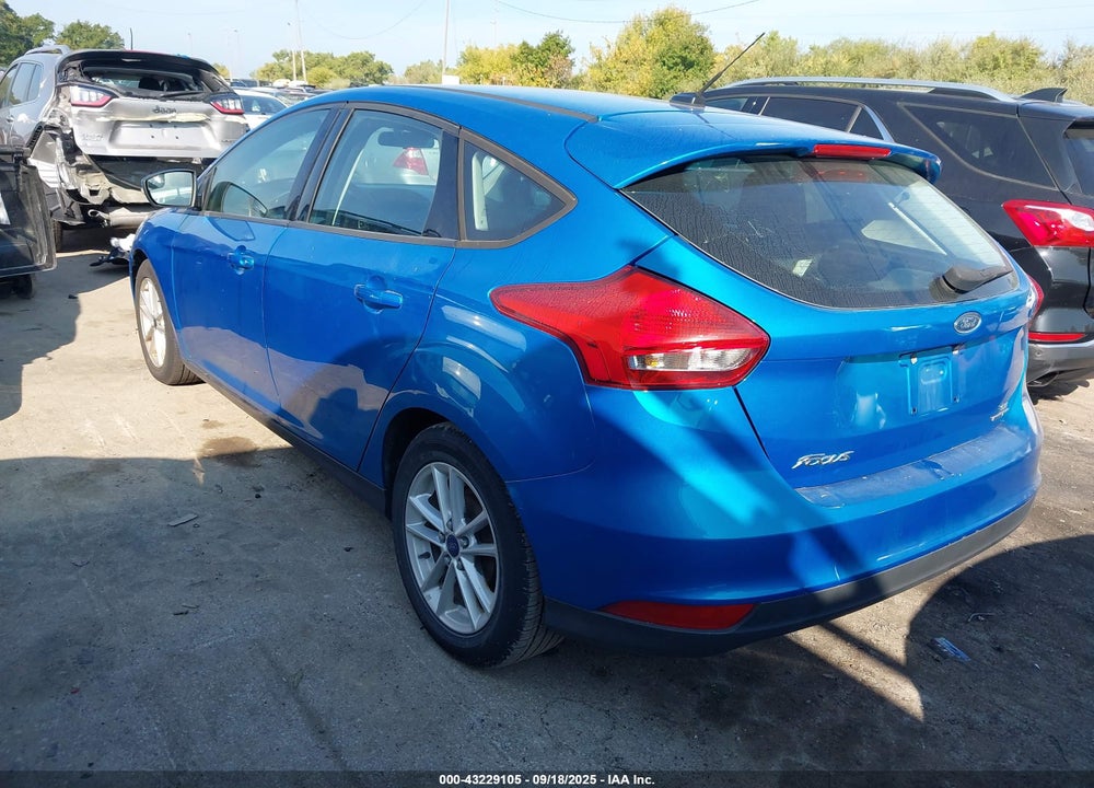 2015 FORD FOCUS SE VIN: 1FADP3K23FL242002