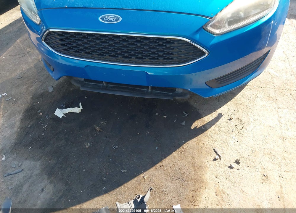 2015 FORD FOCUS SE VIN: 1FADP3K23FL242002