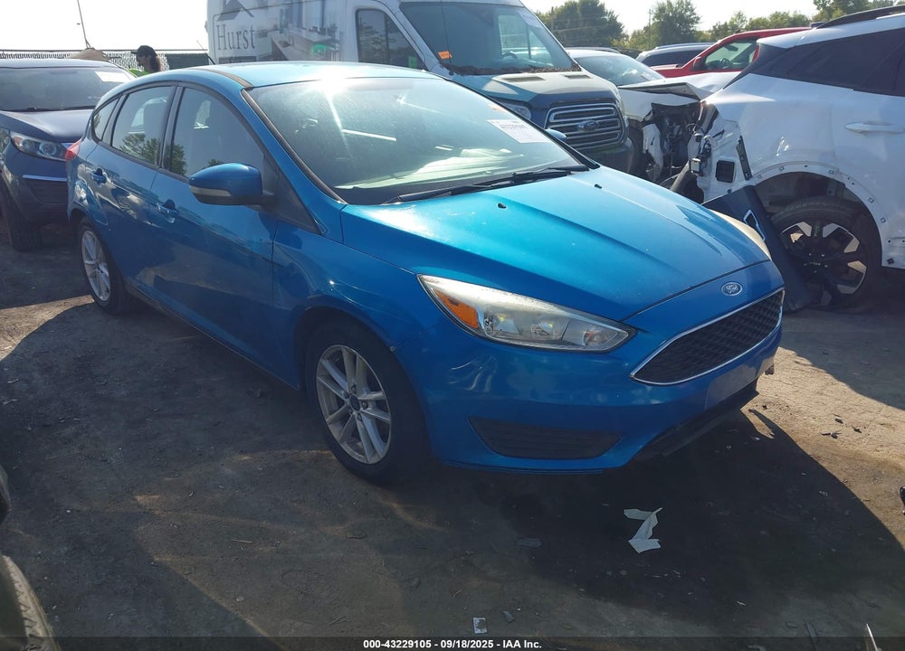 2015 FORD FOCUS SE VIN: 1FADP3K23FL242002