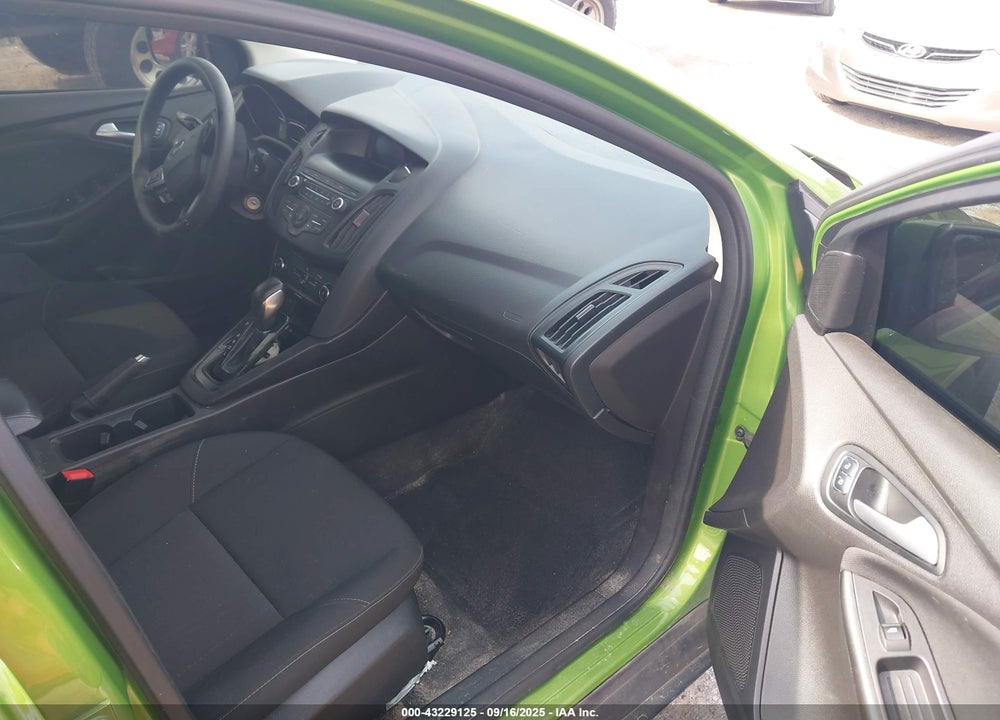 2018 FORD FOCUS VIN: 1FADP3F23JL258509