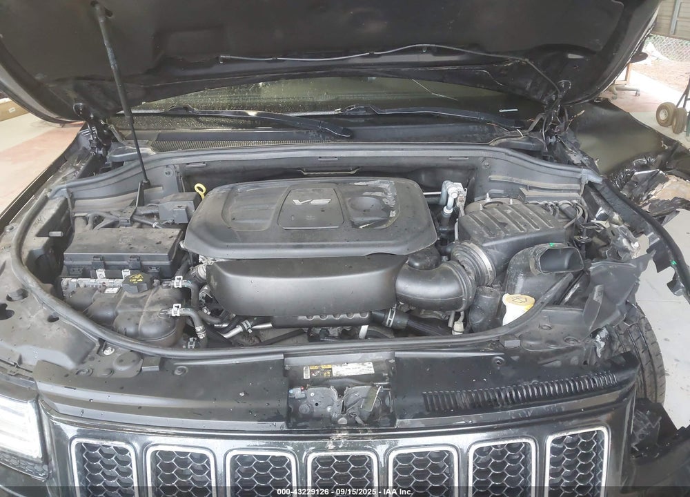 2016 JEEP GRAND CHEROKEE VIN: 1C4RJFBG9GC441040
